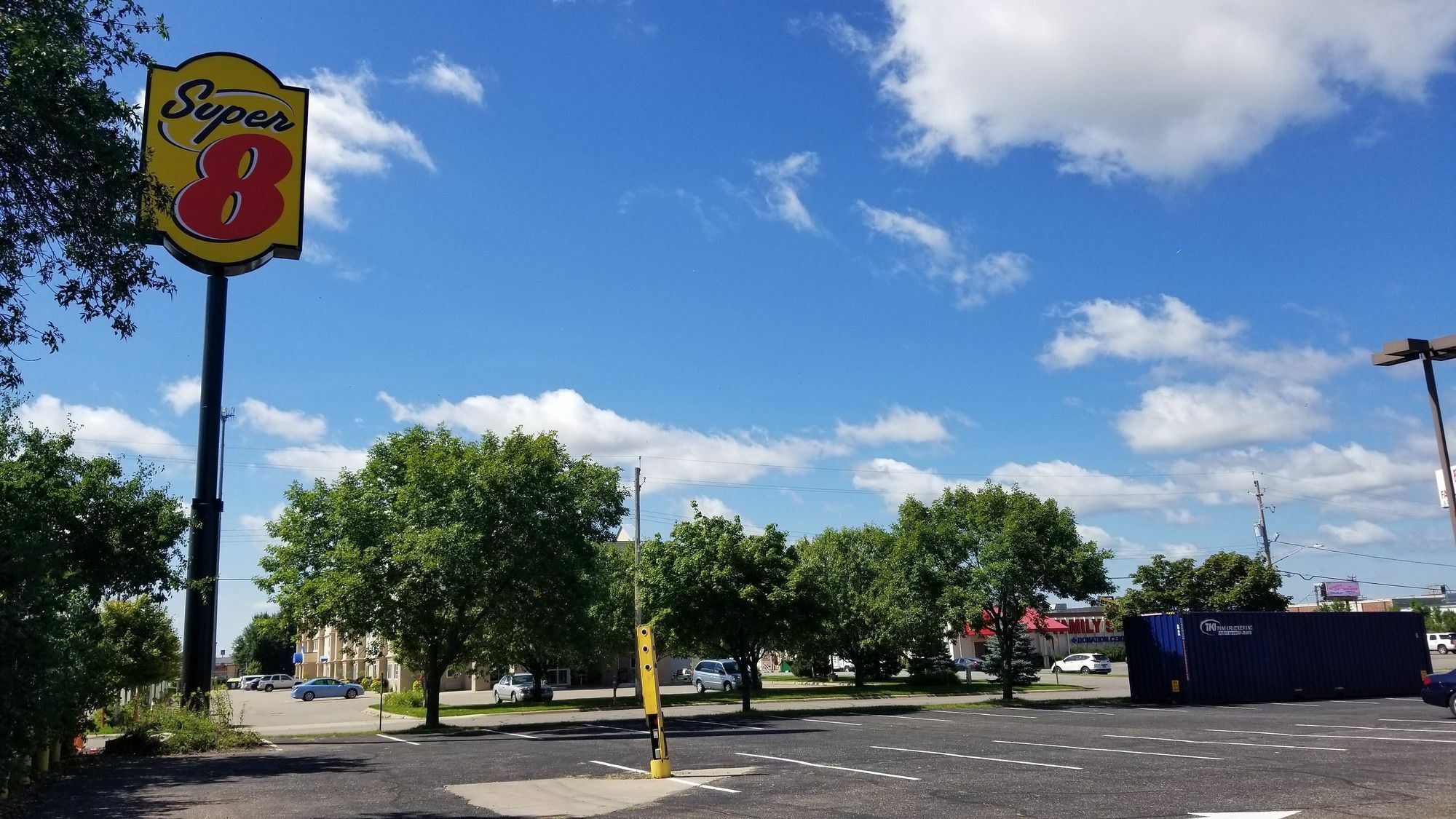 Super 8 By Wyndham St. Cloud Motel Bagian luar foto