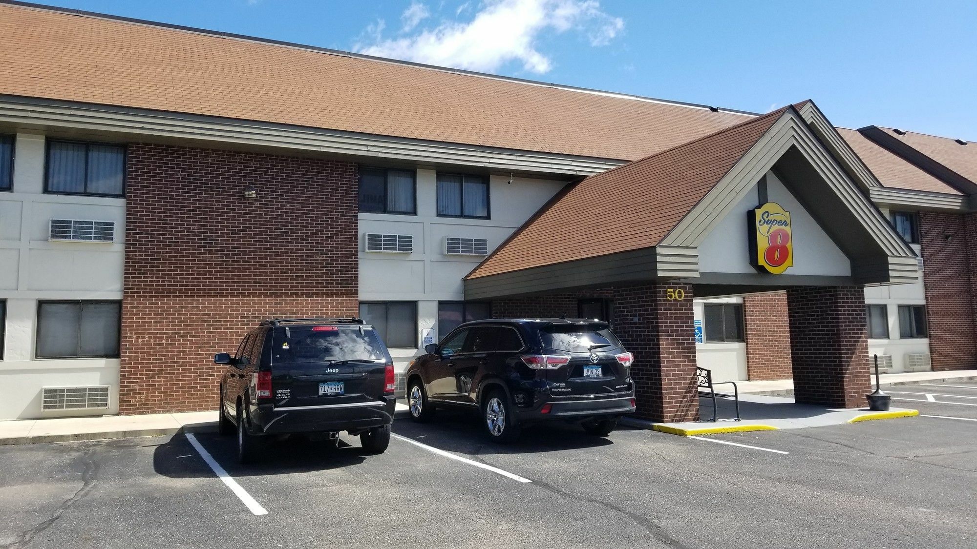 Super 8 By Wyndham St. Cloud Motel Bagian luar foto